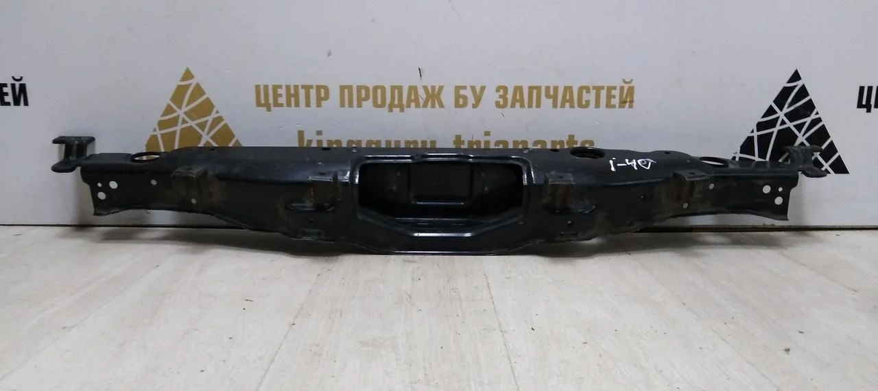 Панель передняя верхняя часть  Hyundai I40 2011-2019 oem 641013Z000