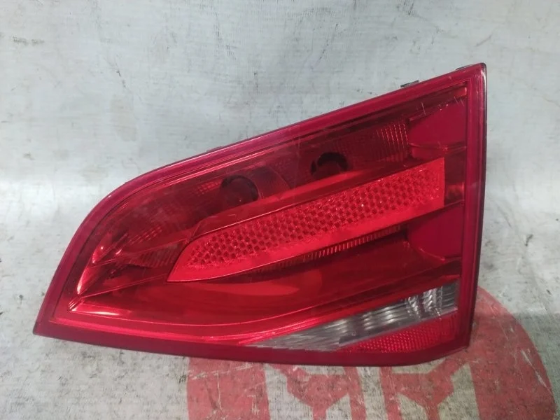 Фонарь крышки багажника AUDi A4 2009 B8