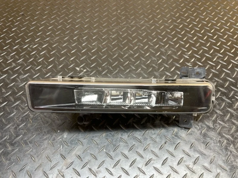 Фара противотуманная Bmw 5 2020 63177349132 G31 B47D20B, передняя левая