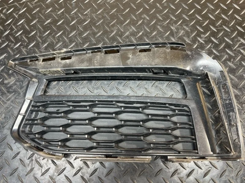Решетка в бампер Bmw 5 2020 51118064963 G31 B47D20B, передняя левая