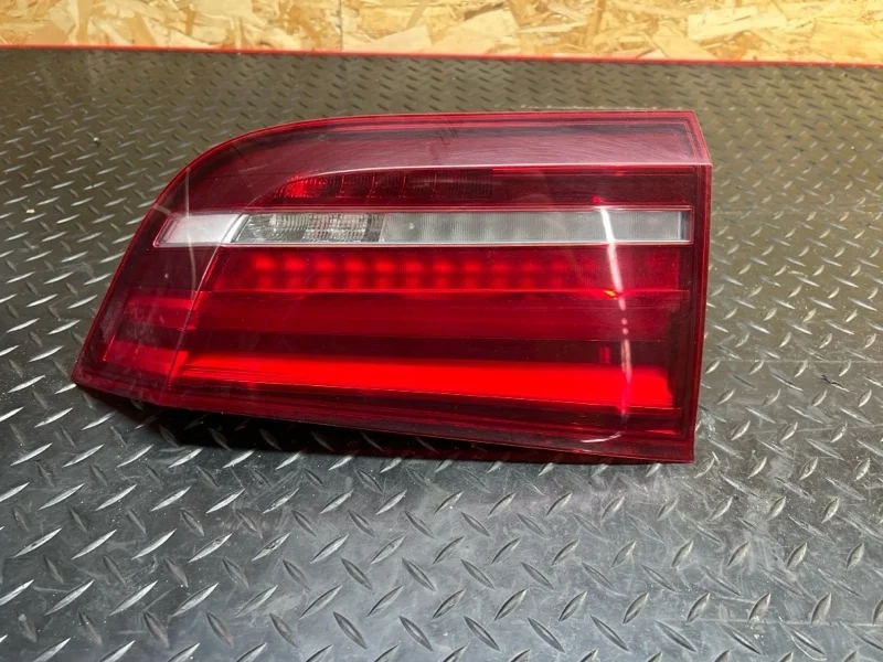Фонарь в крышку багажника Bmw X5 2016 7301271 F15 N47D20C, задний левый