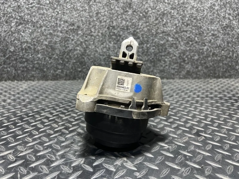 Подушка двигателя Bmw 7 2016 22116860482 G11 B57D30A, правая