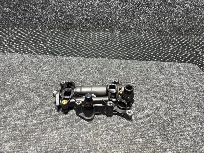 Корпус термостата Bmw X5 2017 11428507694 F15 N57D30A