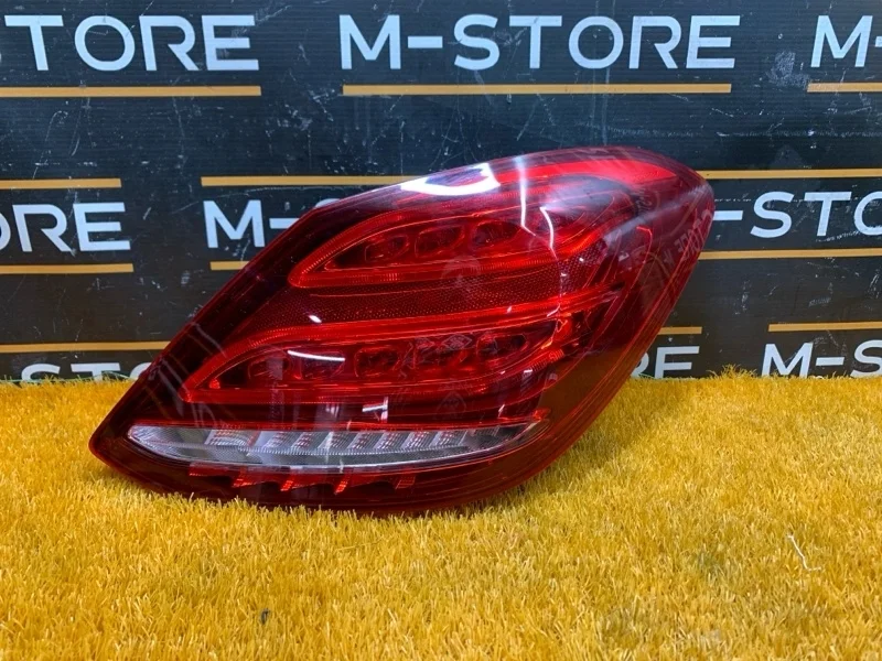 Фонарь задний Mercedes-Benz - class W205