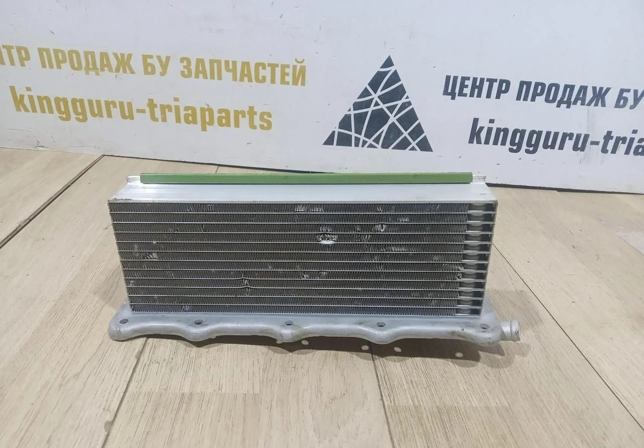 Радиатор интеркулера бу Skoda Octavia A7 1.4 OEM 04E145749F