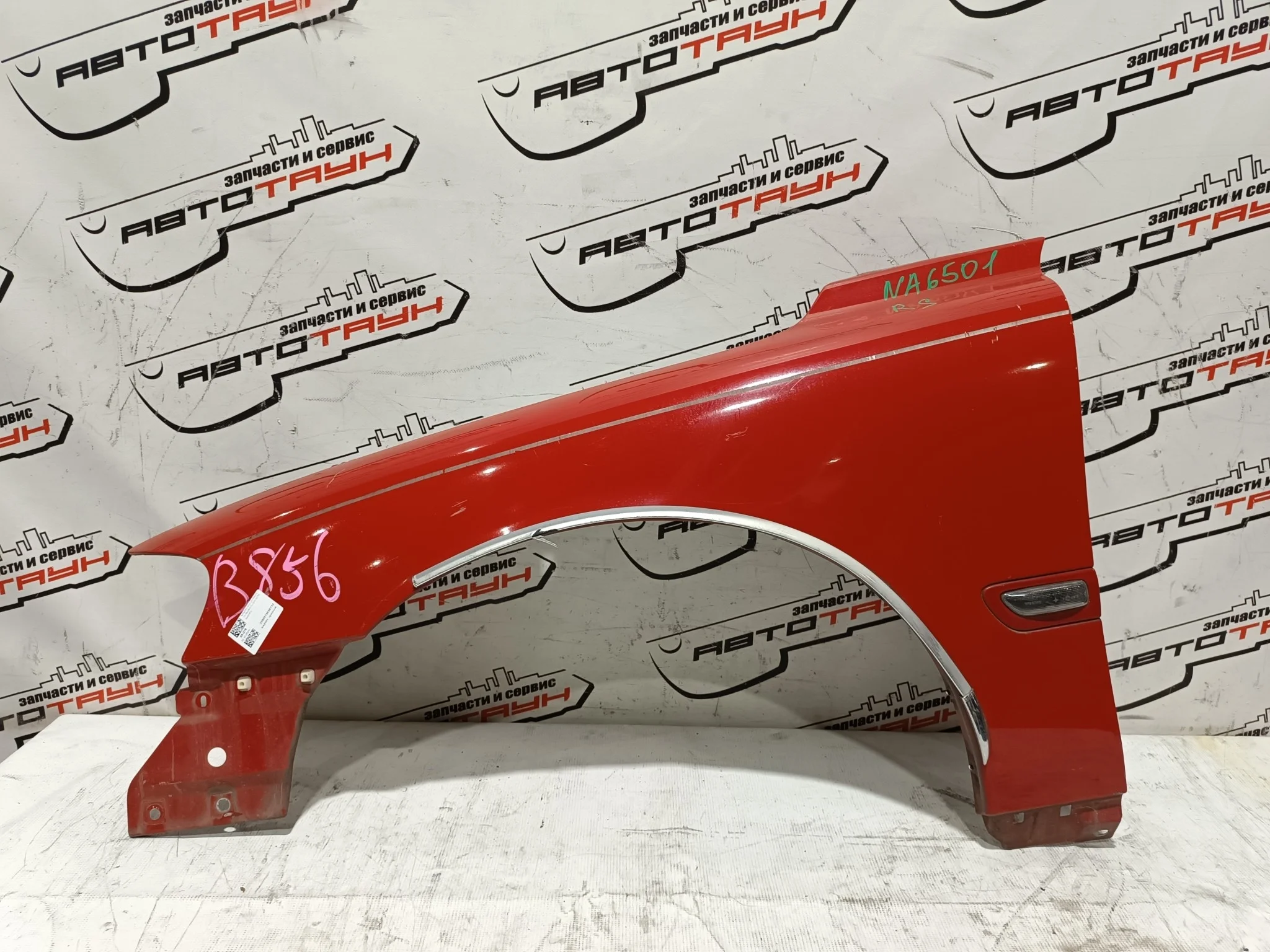 КРЫЛО VOLVO S60 V70 RH RS SJ SW 30796492 ПЕРЕДНЕЕ ЛЕВОЕ красный, 612 NA6501