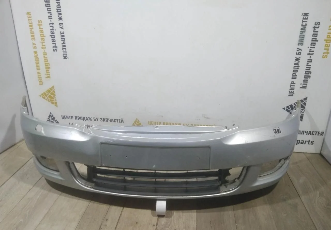 Бампер передний бу Skoda Octavia A5 OEM 1Z0807221M