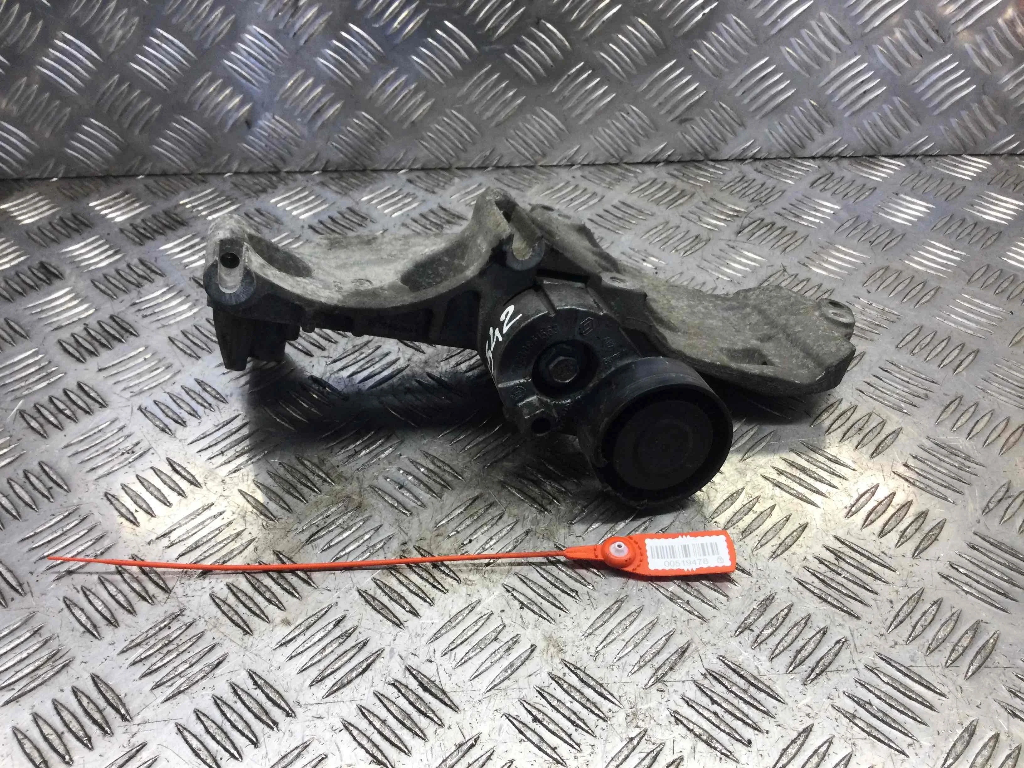Кронштейн генератора Nissan Qashqai Qashqai I (J10) 2006 - 2013 дизель 1.5 dCi Механика Джип