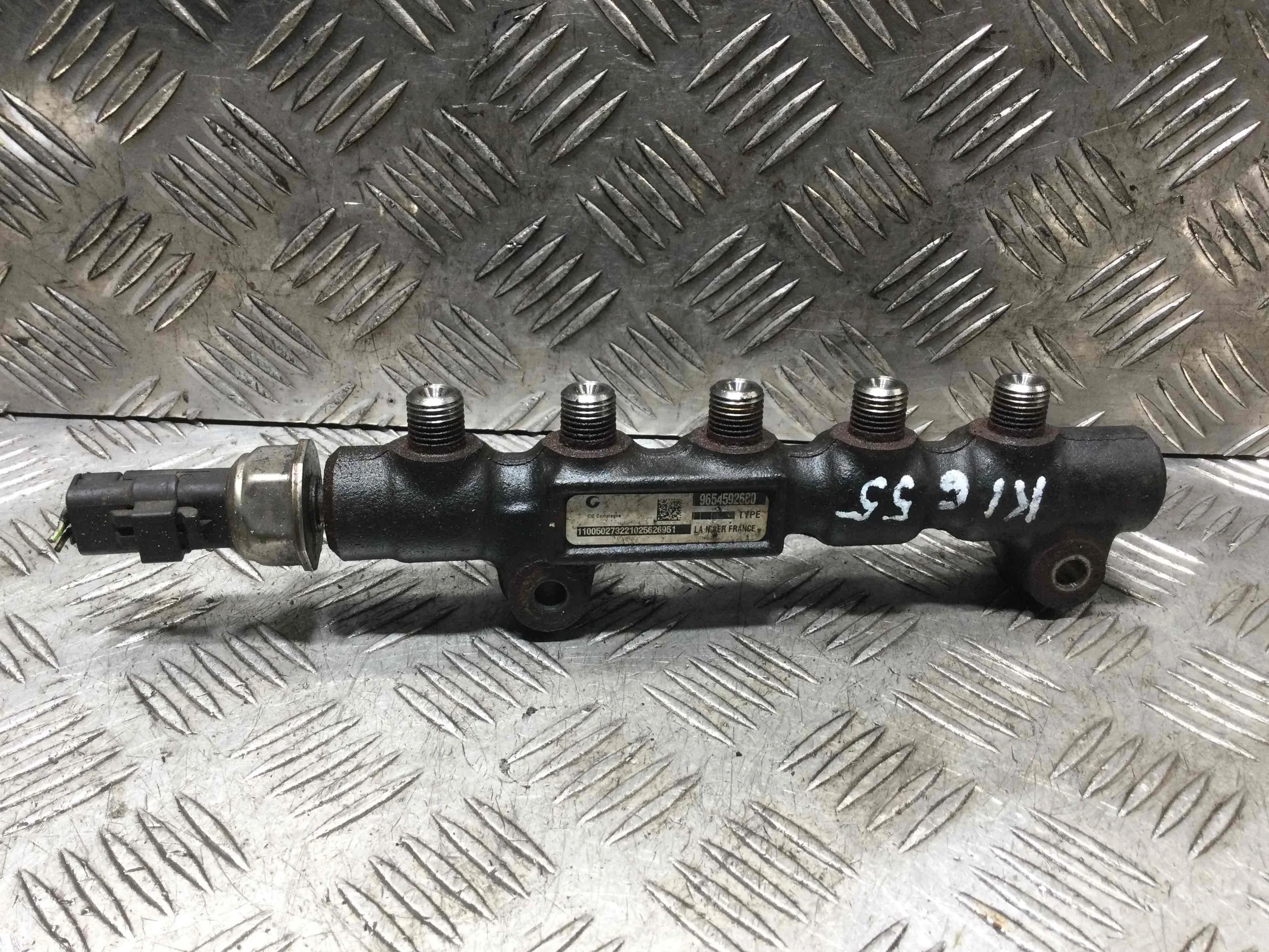 Топливная рампа Ford Focus 3 поколение (2011-2014) дизель 1.6 TDCi Механика