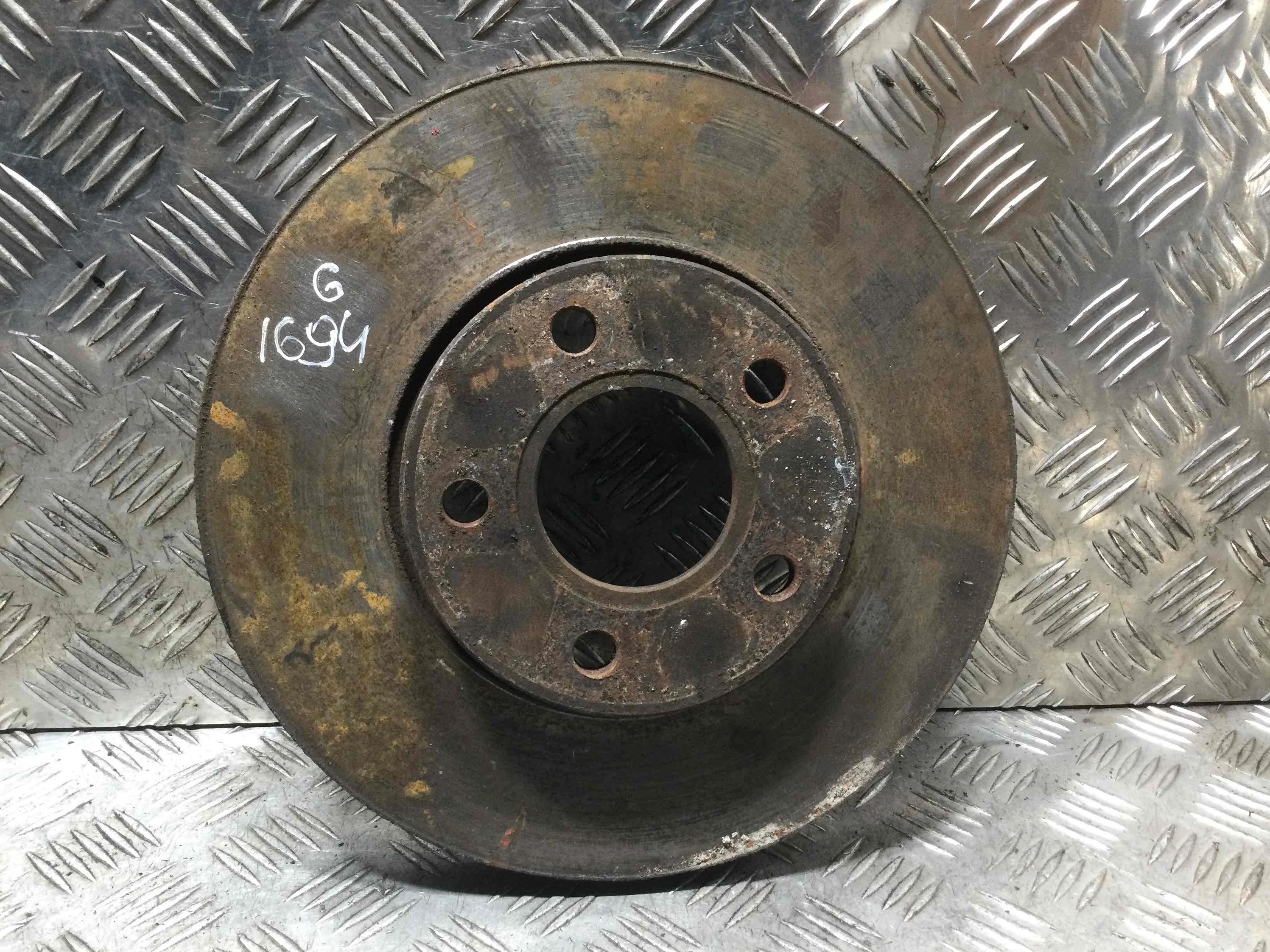 Диск тормозной передний Ford Focus 2 поколение (2005-2008) дизель 1.6 TDCi Механика Седан