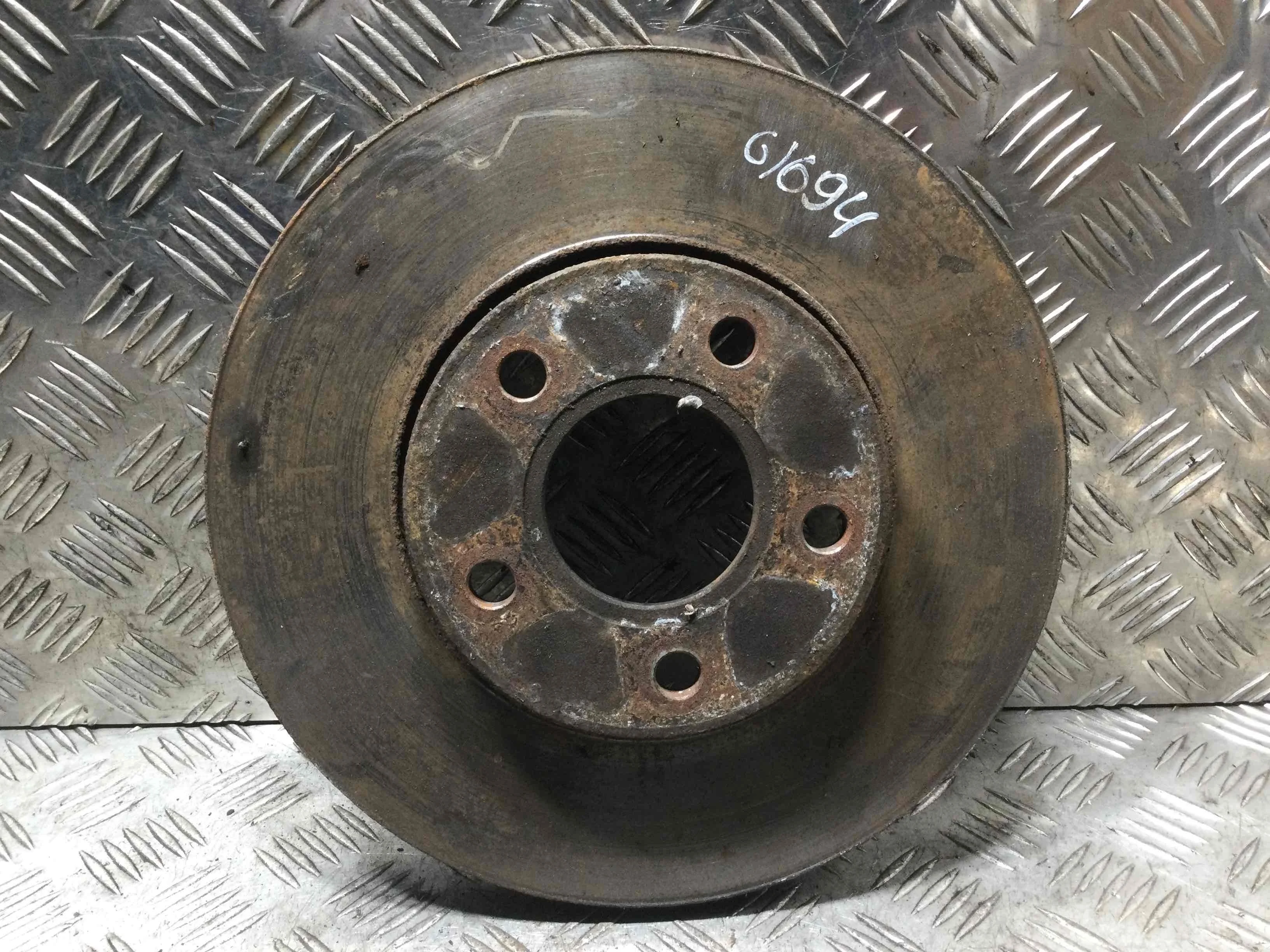 Диск тормозной передний Ford Focus 2 поколение (2005-2008) дизель 1.6 TDCi Механика Седан