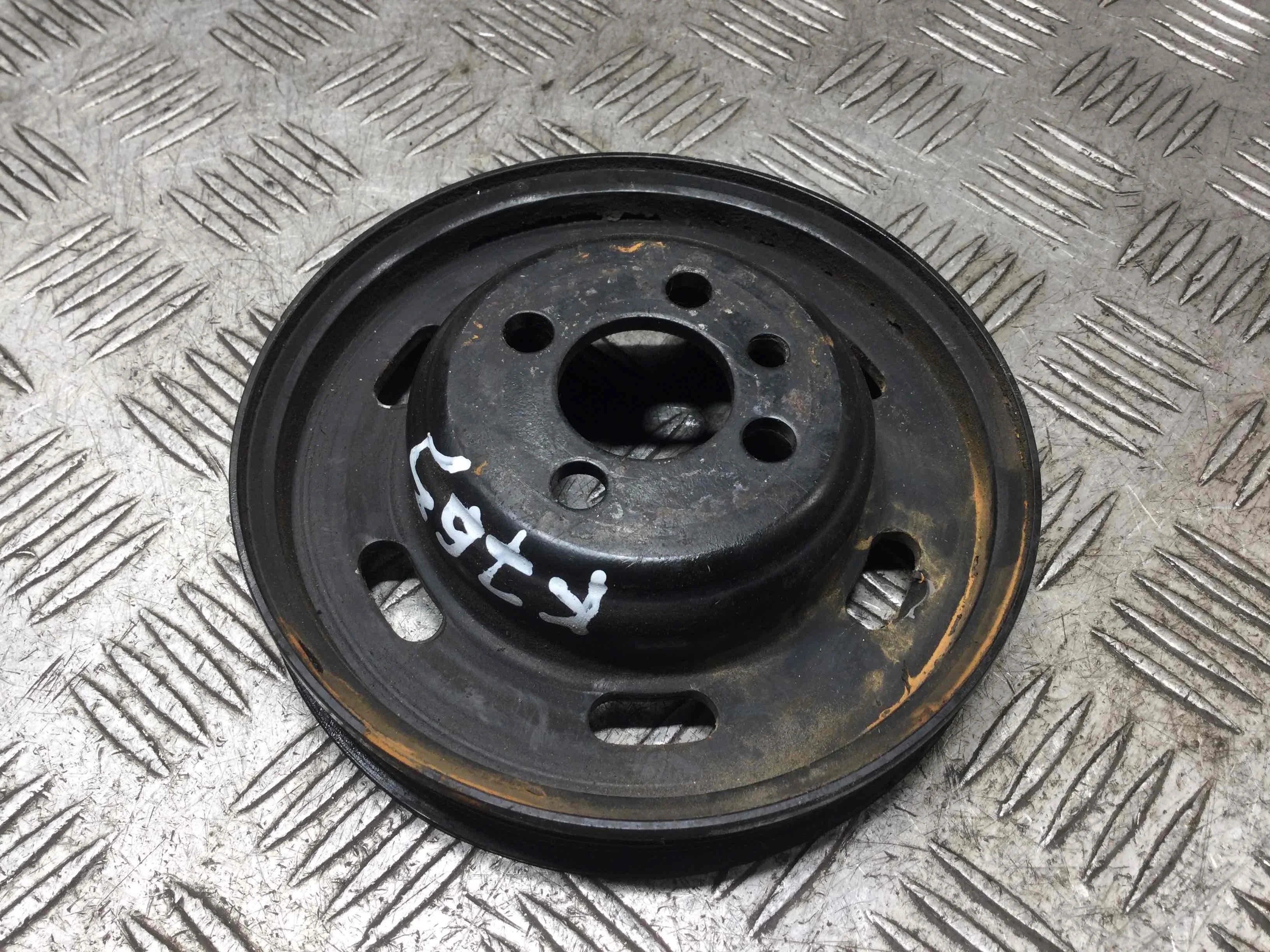 Шкив коленвала Audi A4 B5 (1994-1999) бензин 1.6 i Механика Седан