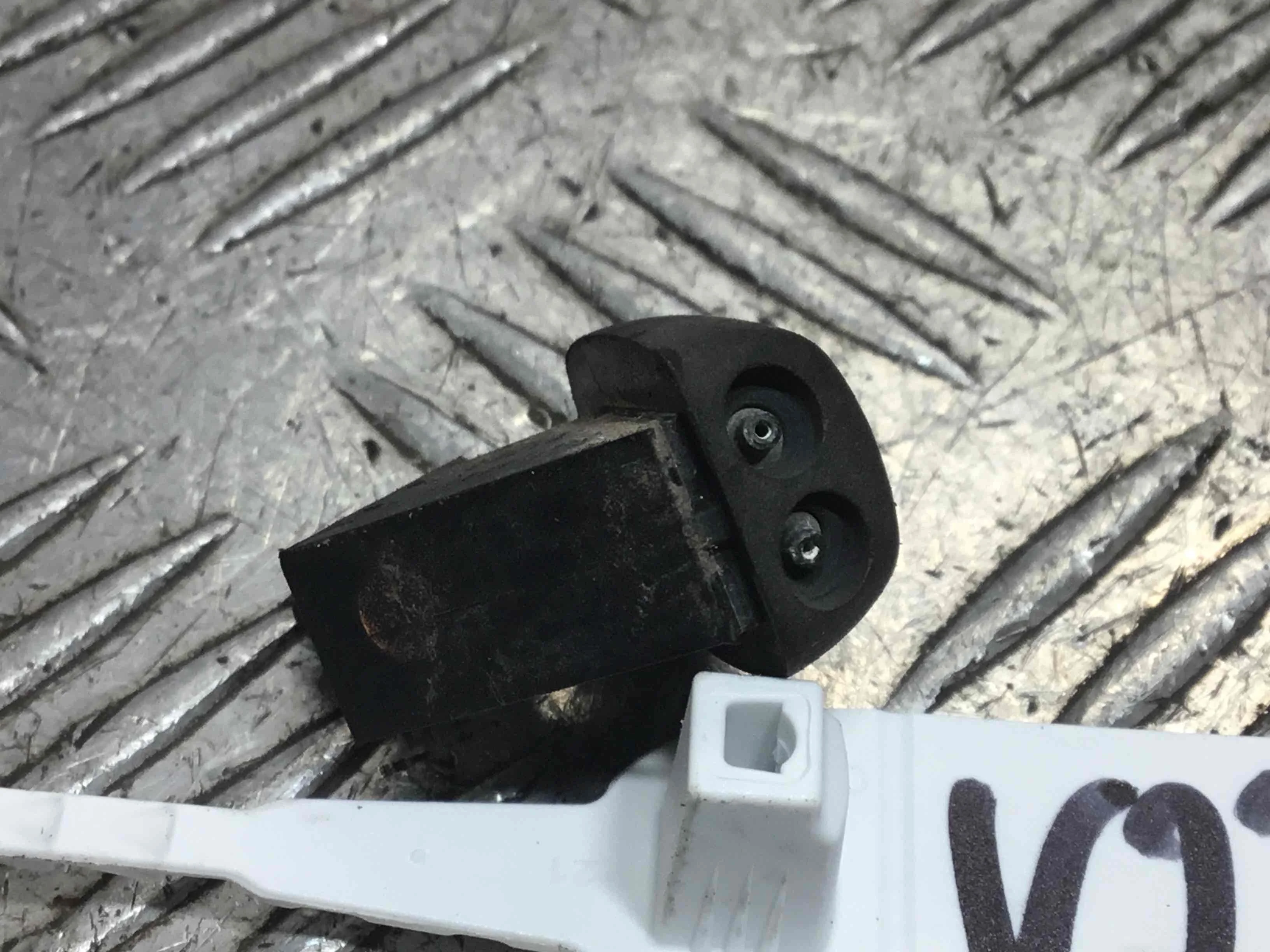 Форсунка омывателя Ford C-MAX 1 поколение (2003-2007) бензин 1.8 i Механика Минивэн