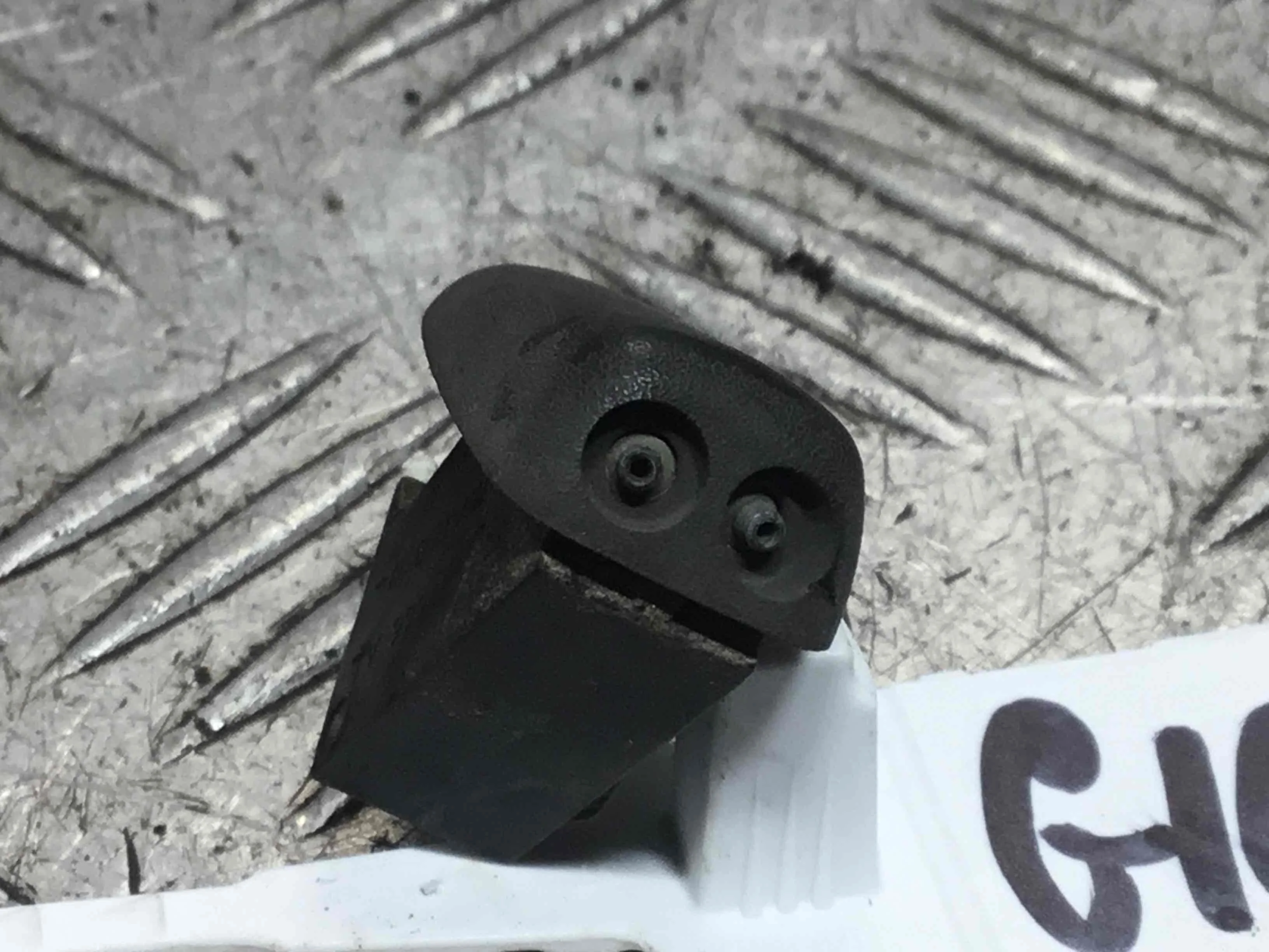 Форсунка омывателя Ford Focus 1 поколение [рестайлинг] (2001-2005) бензин 1.6 i Механика 5-дв, х/б