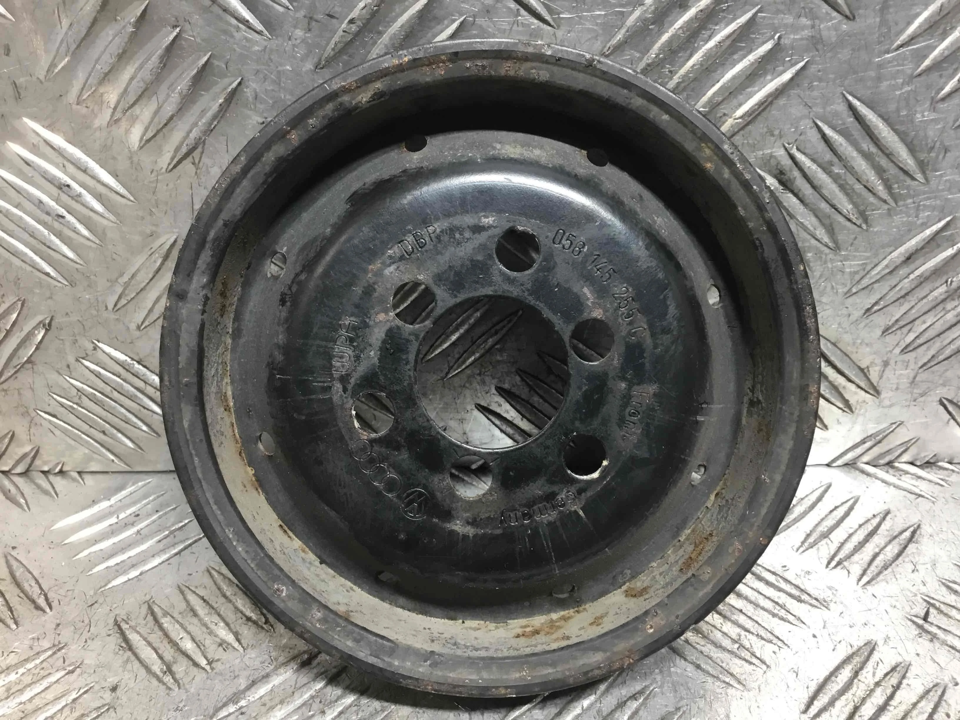 Шкив насоса гидроусилителя Audi A4 B5 (1994-1999) бензин 1.6 i Механика Седан