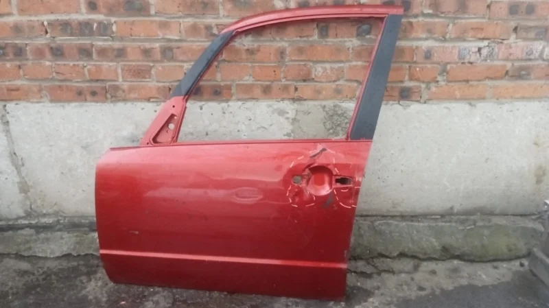 Дверь передняя левая Suzuki Sx4 YC
