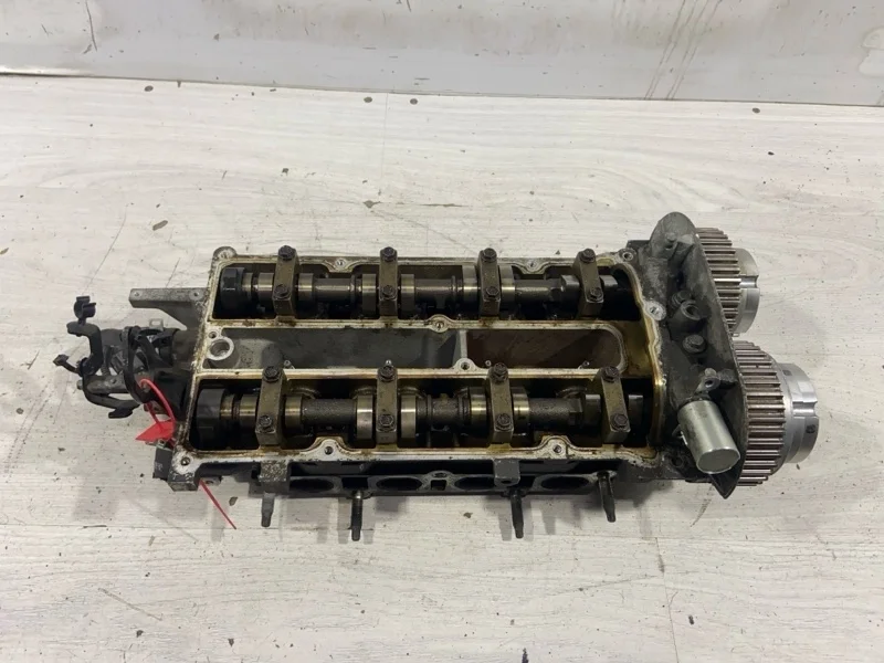 Головка блока цилиндров (ГБЦ) Ford Focus 3 (11-14)