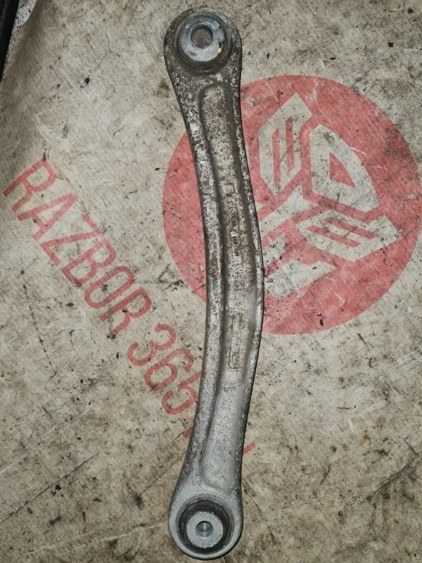 Рычаг подвески Porsche Cayenne 2010 957