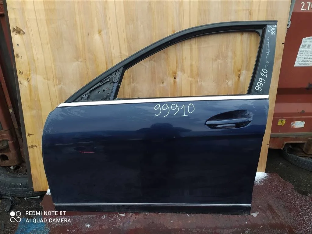 Дверь передняя левая MB W204 2006-2015 A2047205900