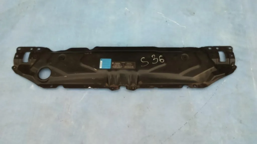 панель  часть BMW 5-серия E60/E61