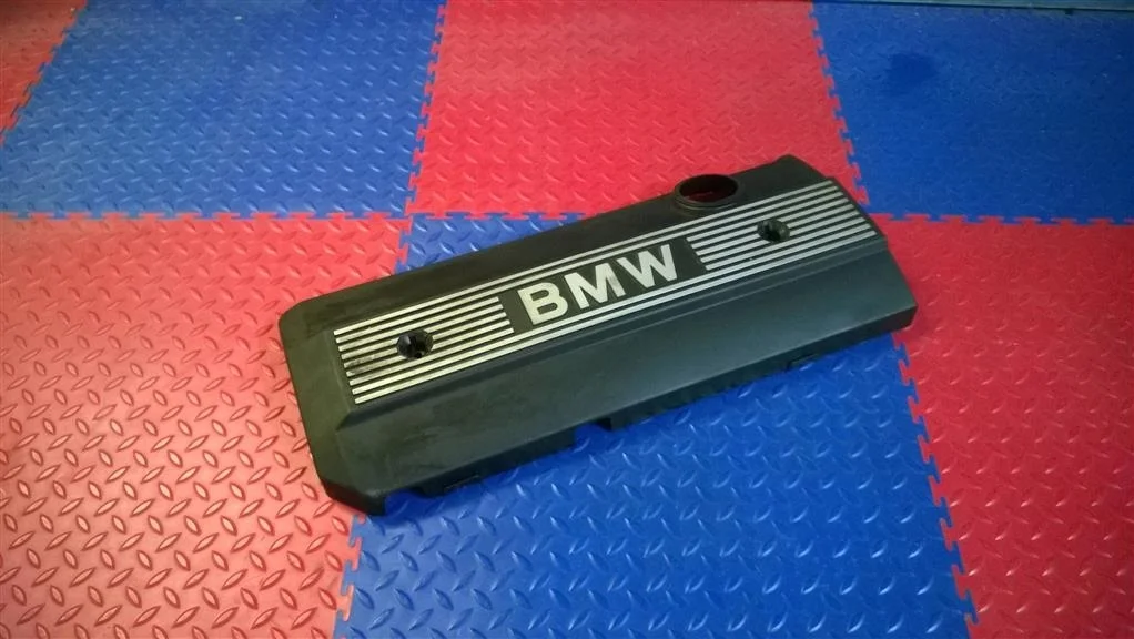 накладка декоративная двигателя BMW X3 E83