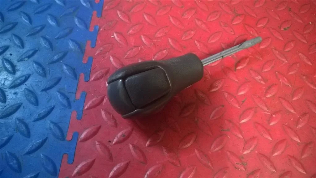 ручка акпп BMW X3 E83