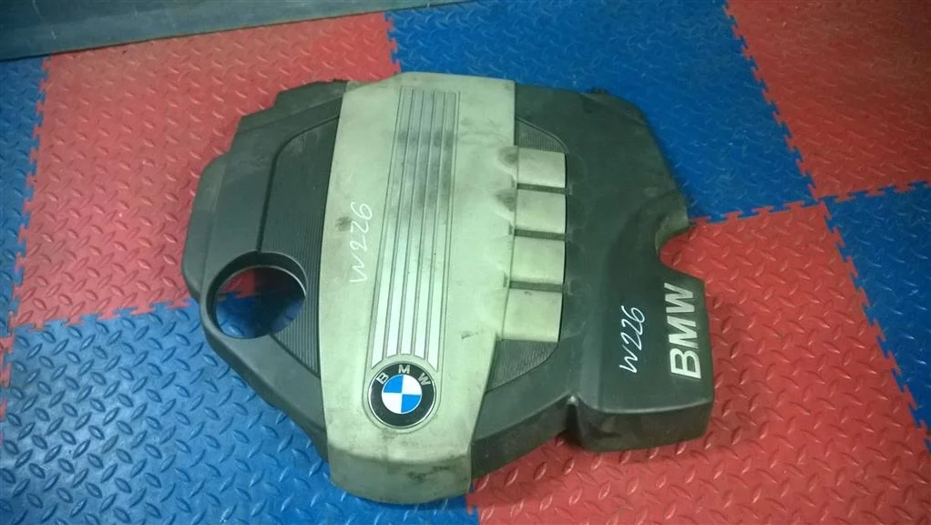 накладка декоративная двигателя BMW 5-серия E60/E61