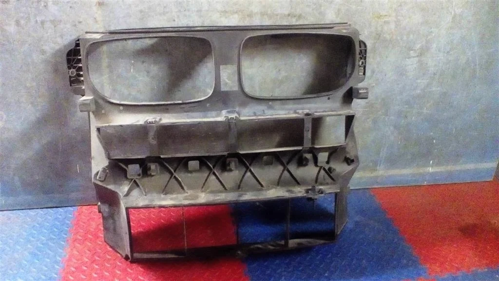 воздухозаборник наружный BMW X5 E70