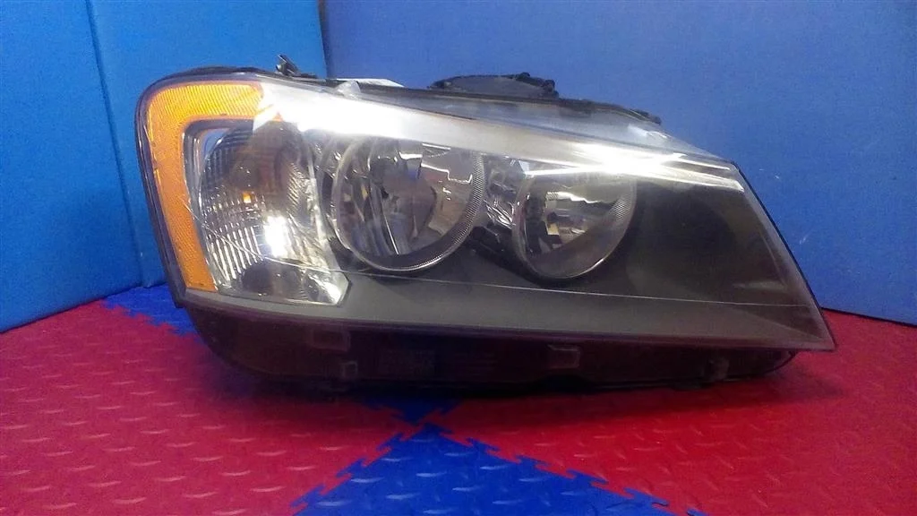 фара BMW X3 F25