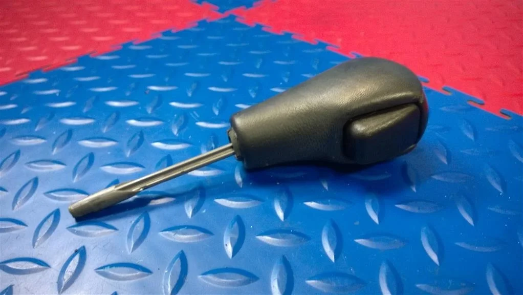ручка акпп BMW X3 E83