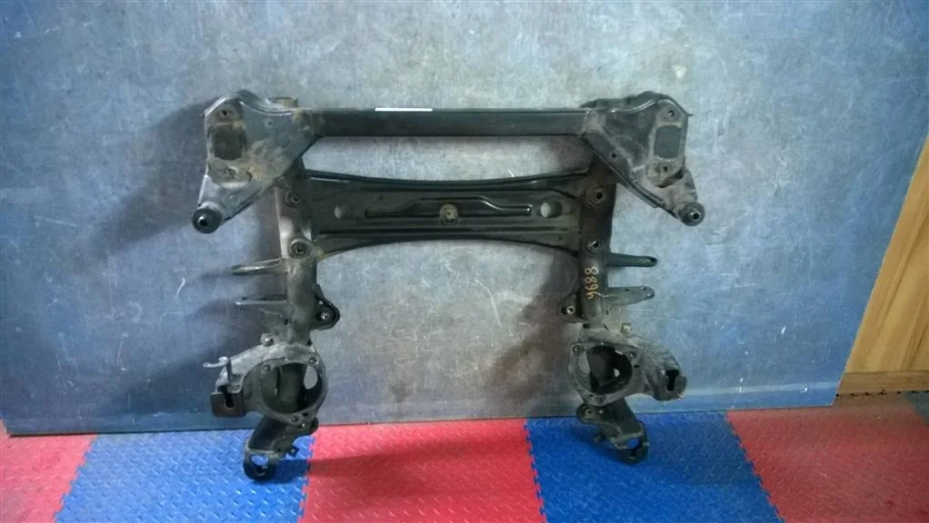 балка подмоторная BMW X3 F25