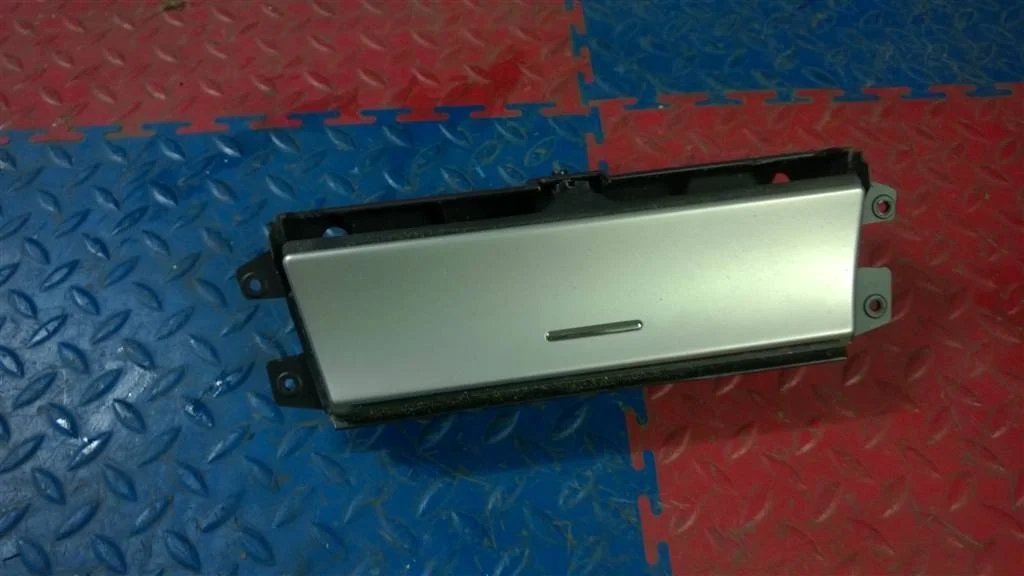 пепельница BMW X5 E53