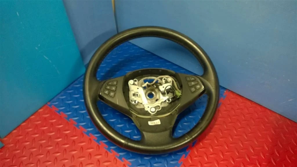 рулевое колесо без airbag BMW X3 E83