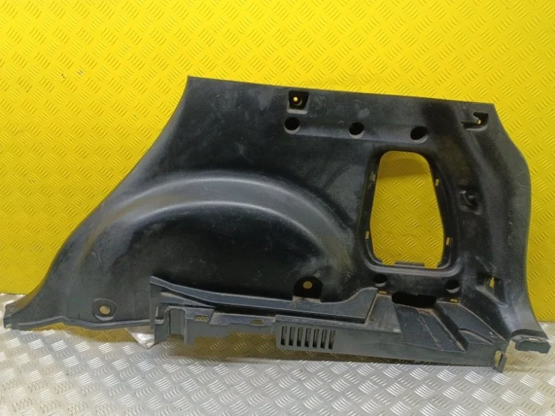 Обшивка багажника Toyota Rav 4 (CA40) (2012-2019) 2013