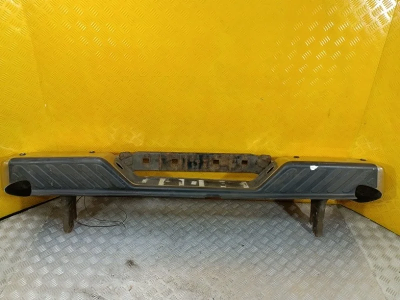 Бампер задний Nissan Navara (D40) 2004-2015 2007