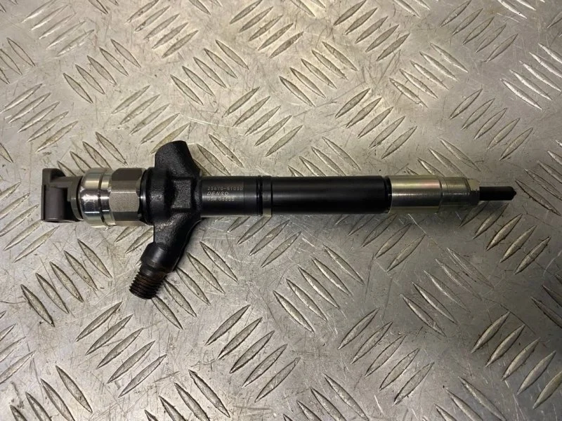 Форсунка Toyota Land Cruiser 200 (2008-2021) 2010