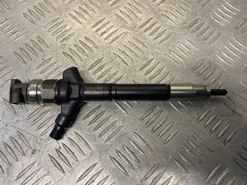 Форсунка Toyota Land Cruiser 200 (2008-2021) 2010