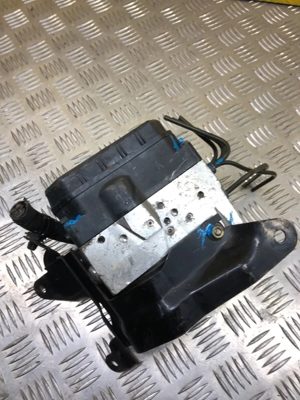 Блок abs Mitsubishi L200 (2006-2015) 2008 Пикап