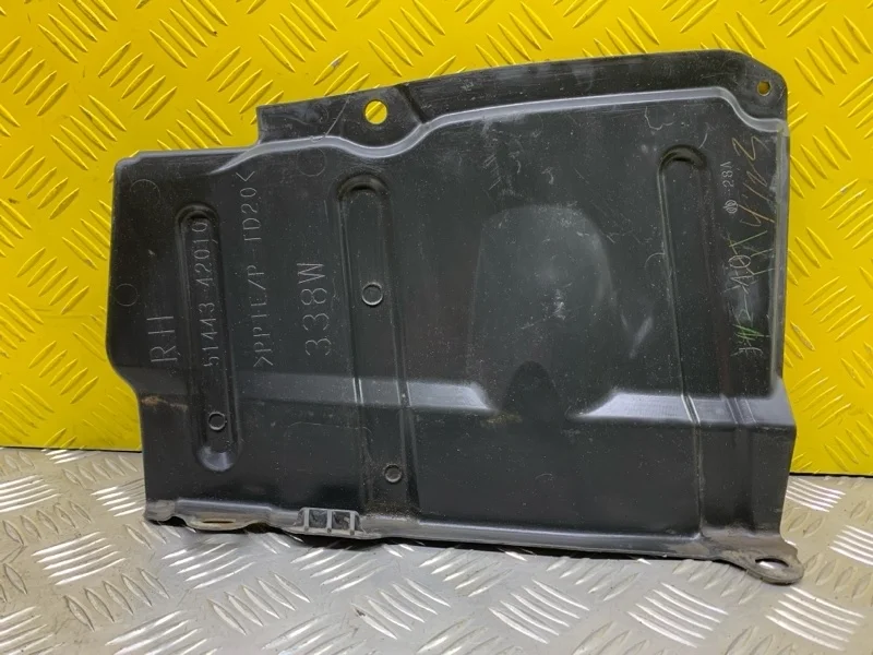 Кронштейн Toyota Rav 4 (CA40) (2012-2019) 2013