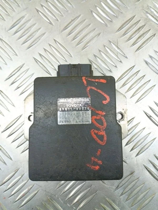 Блок управления тнвд Toyota Land Cruiser (100) 1998-2007 2000