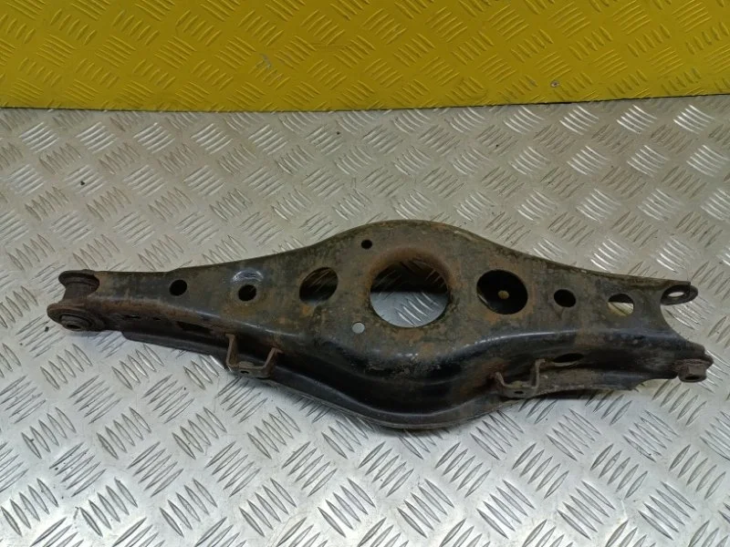 Рычаг задний поперечный Toyota Rav 4 (Ca40) (2012-2019) 2013 4873042040 2.0 D 1ADFTV