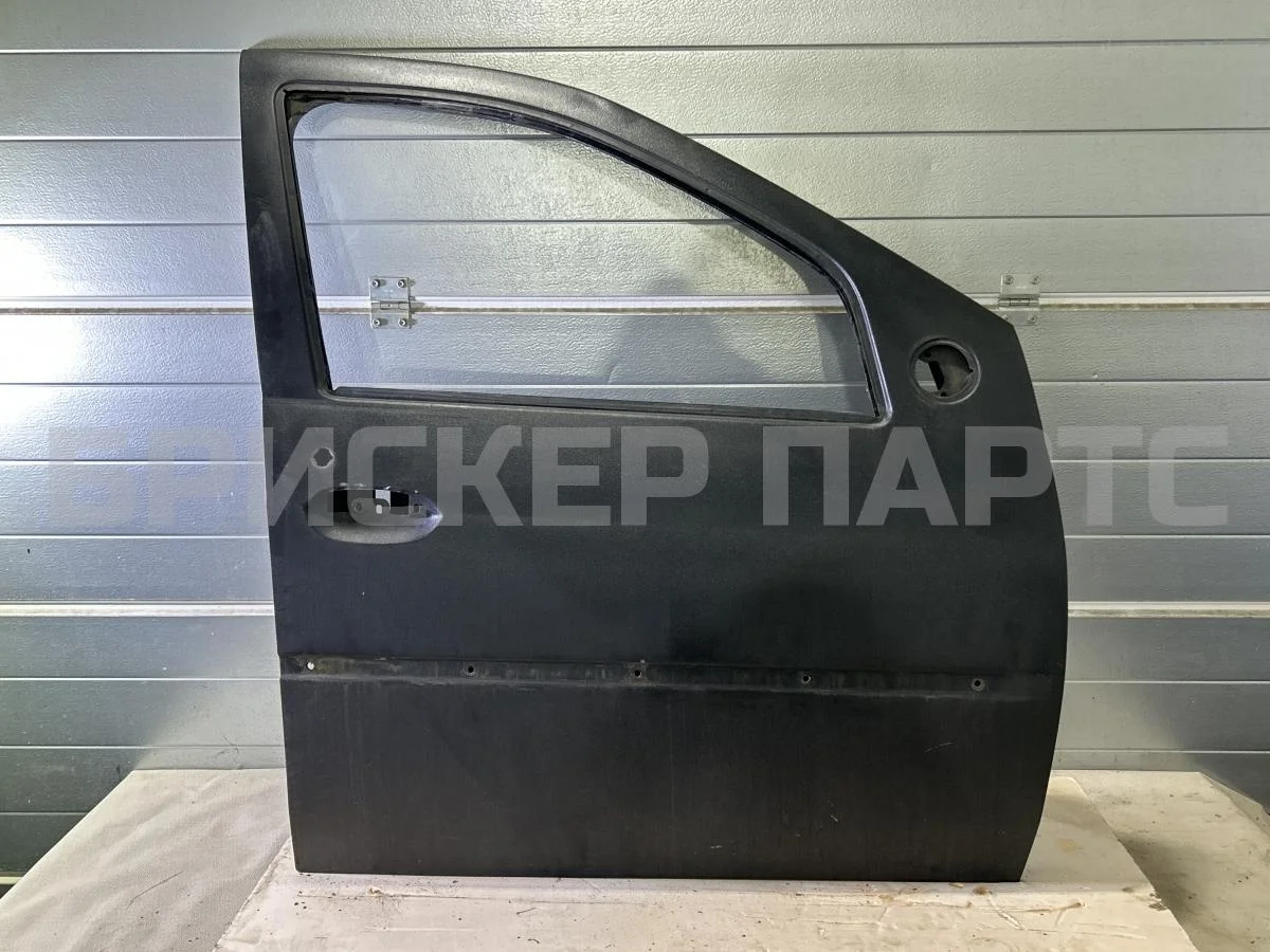 Дверь передняя правая Рено Логан 1  LS0G LS12 рестайлинг