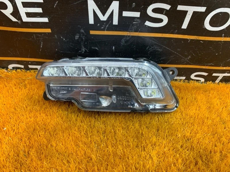 Фара противотуманная Mercedes-Benz -class 2009 C207