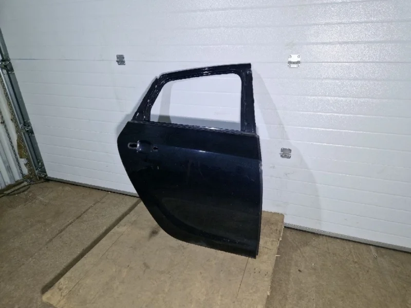 Дверь Opel Astra J 2012