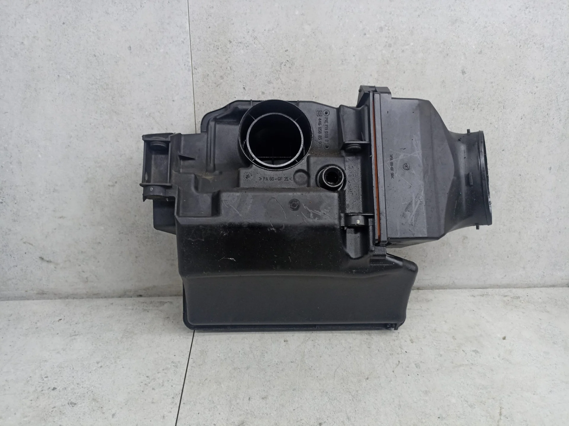 Корпус воздушногo фильтра Nissan Almera G15 2015
