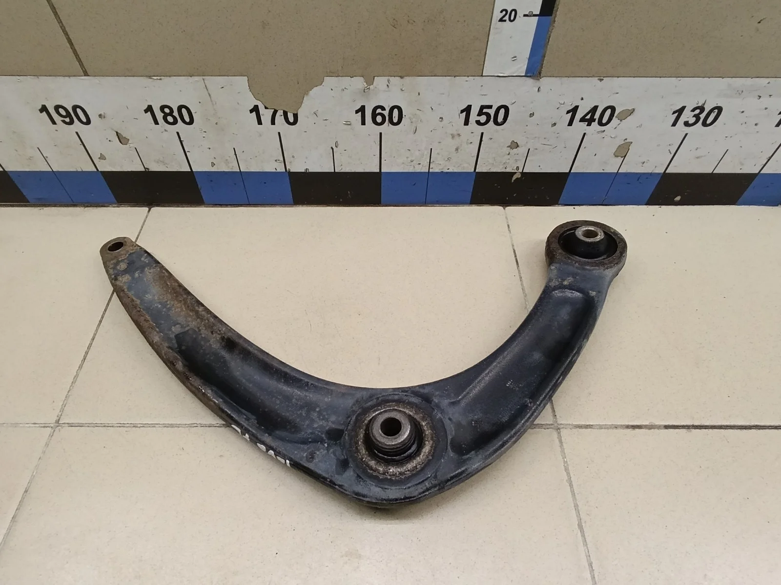 Рычаг передний левый C4 II 2011>