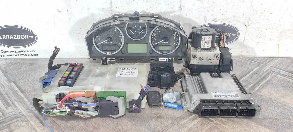 Блоки комплект Land Rover Freelander 2 2.2