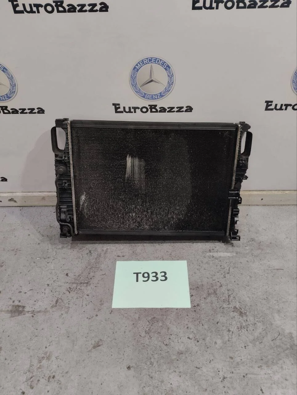 Радиатор охлаждения двигателя Mercedes W211