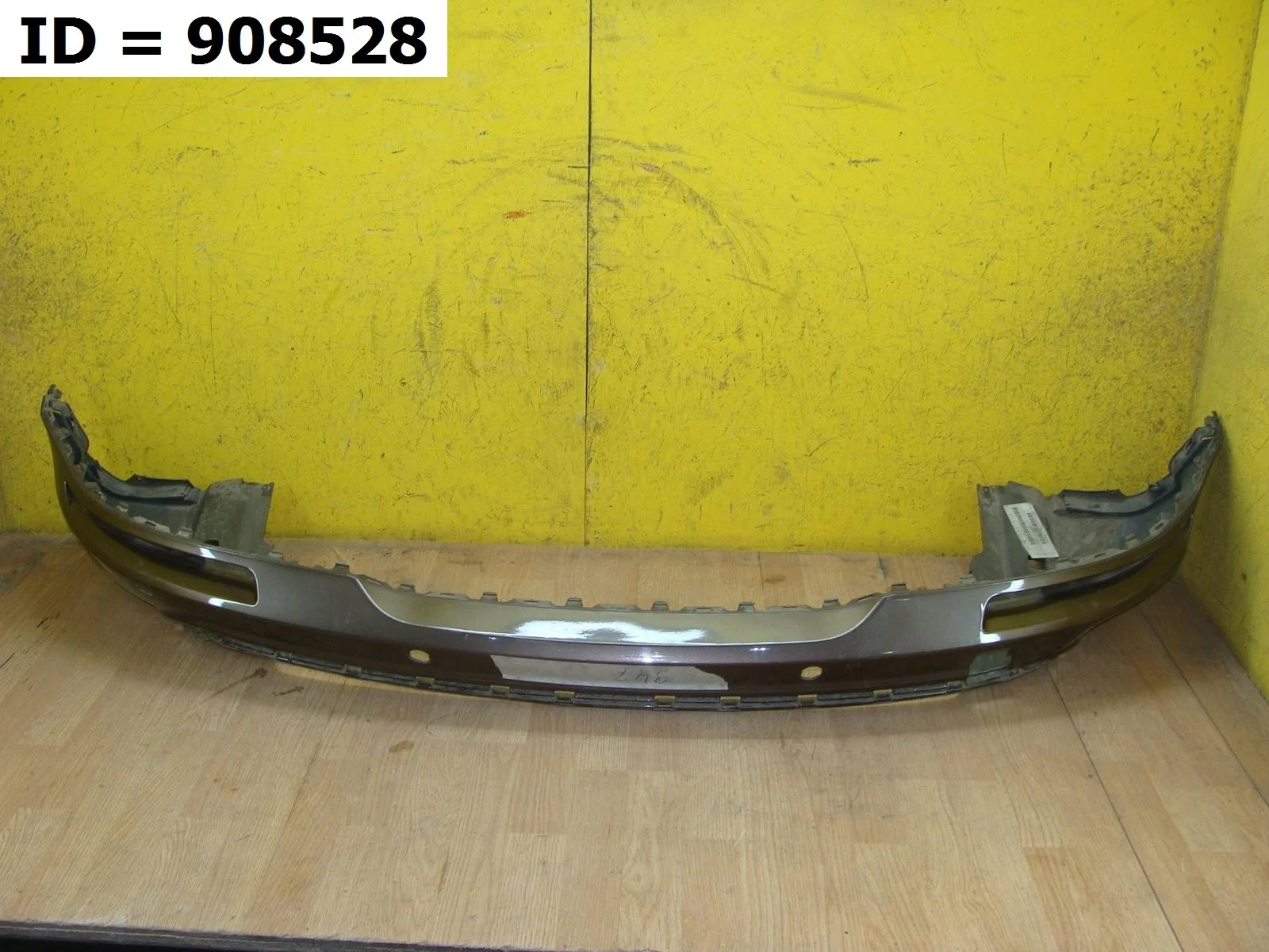 Спойлер заднего бампера Volkswagen Tiguan