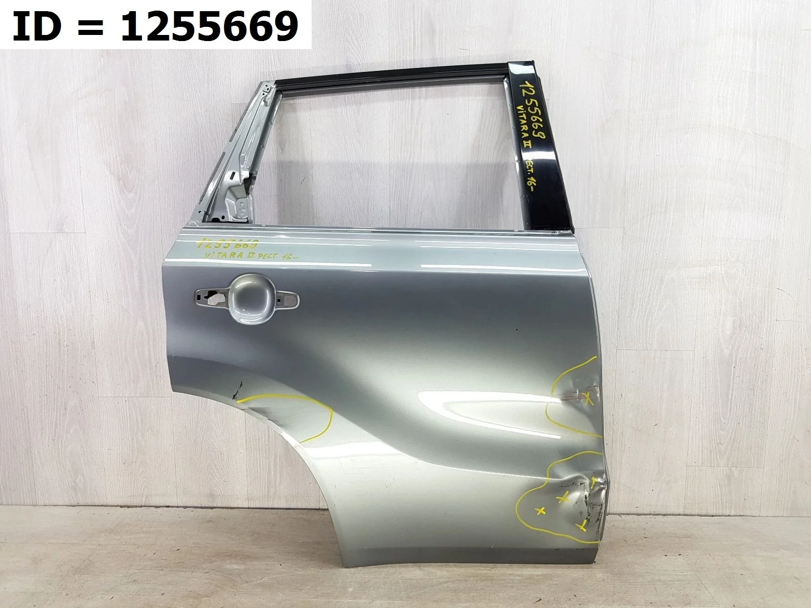 Дверь задняя правая Suzuki Vitara